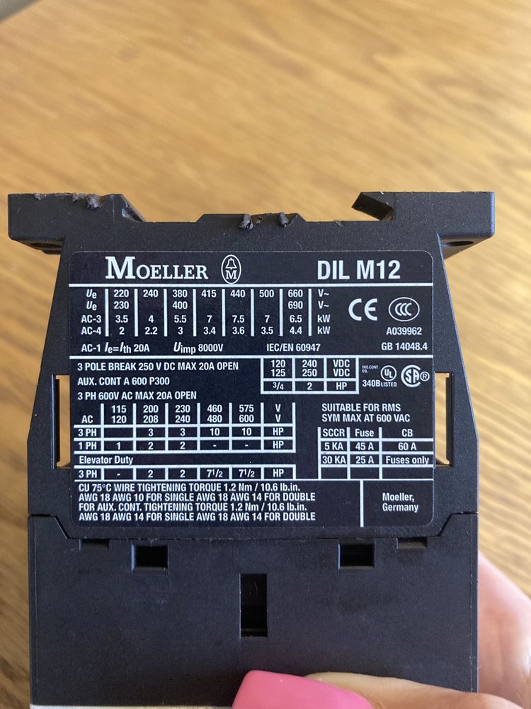 Stycznik mocy Moeller 230V DILM12-10