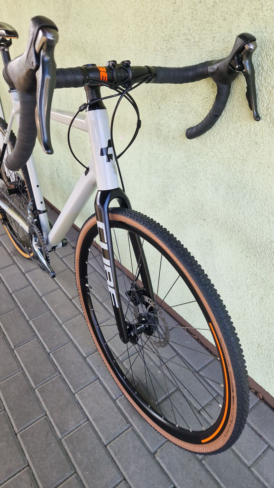CUBE CROSS RACE tiagra 2x10s GRAVEL przełaj sztywne osie