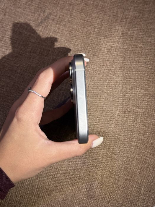 iPhone 16 Pro Max 256GB - ідеальний стан, терміново продаж!