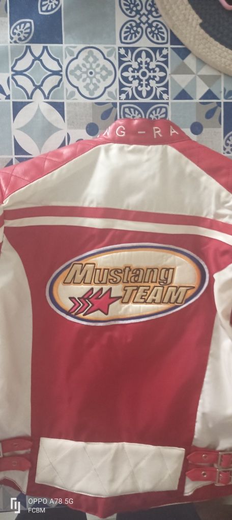 Casaco Mustang racing