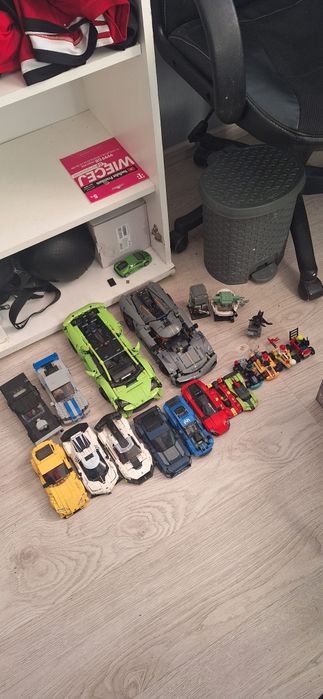 Samochody LEGO CITY, LEGO Speed Champions i LEGO Technic