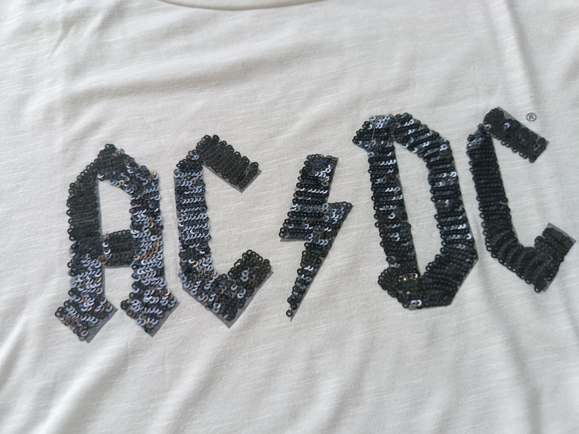 T-shirt H&M r 170 ( S) napis AC/DC
