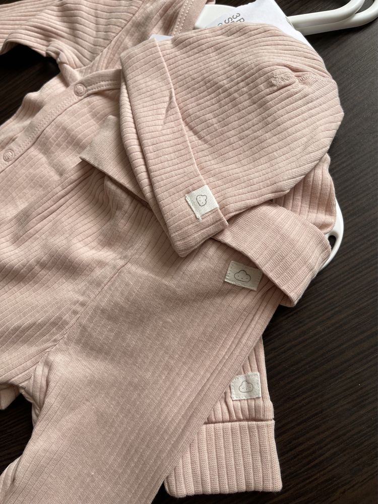 Дитячий H&M комплект одягу для немовля