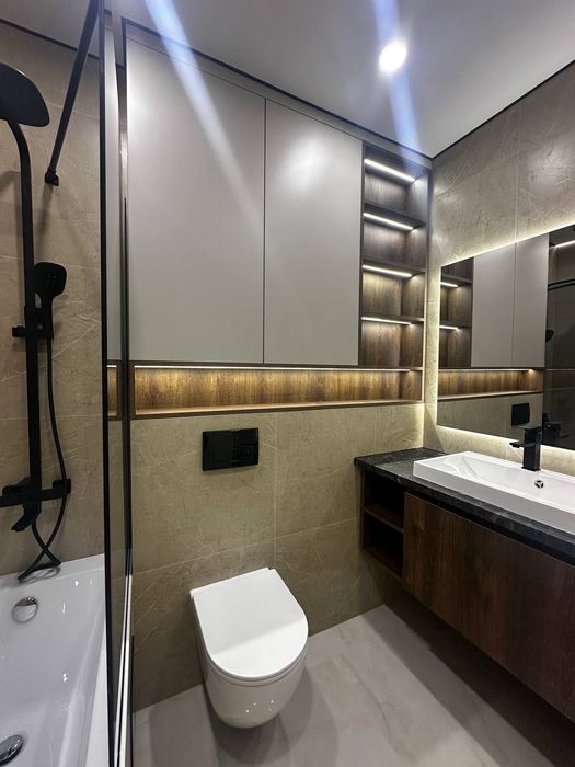 Продаж готової 1 км квартири біля парку та озера