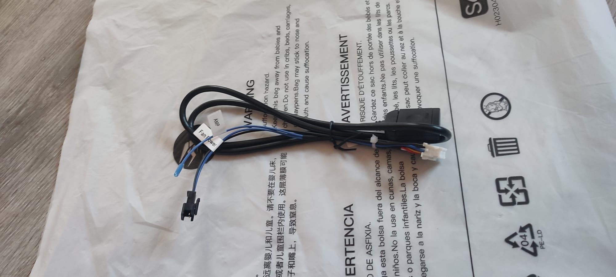 Rádio 2 DIN universal

Novo, sem nenhum uso. Comprado o modelo errado.