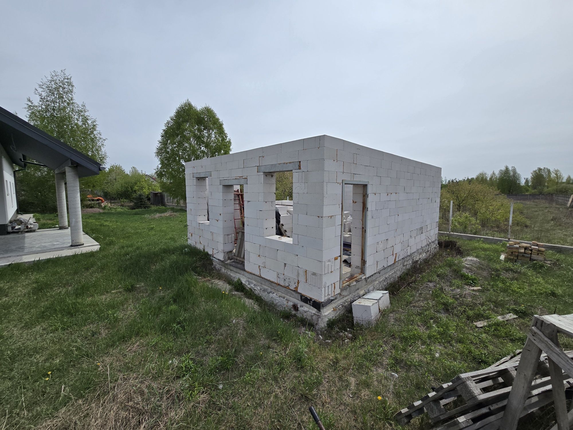 Будинок 230 м2 частковий ремонт біля лісу ділянка 12 сот с. Ходосівка