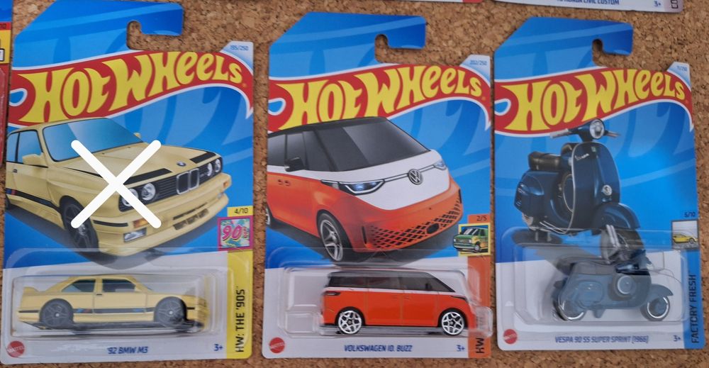 HotWheels cartela LONGA.