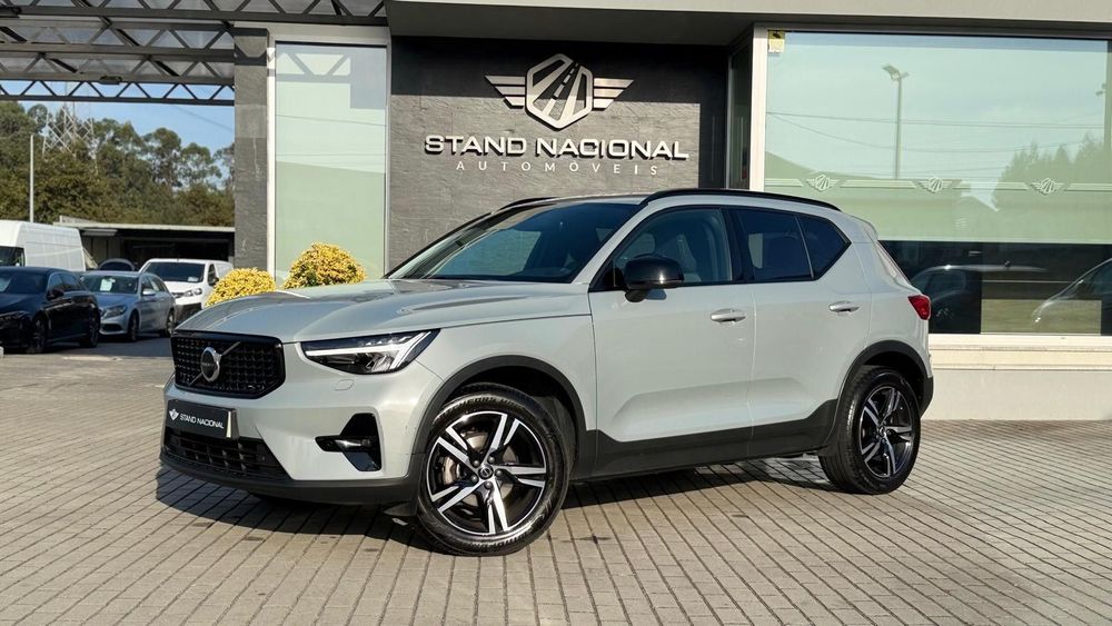 Volvo XC 40 1.5 T2 Plus Dark Auto
