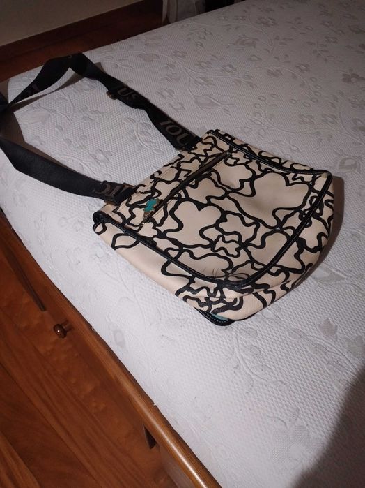 Mala Tous  semi nova