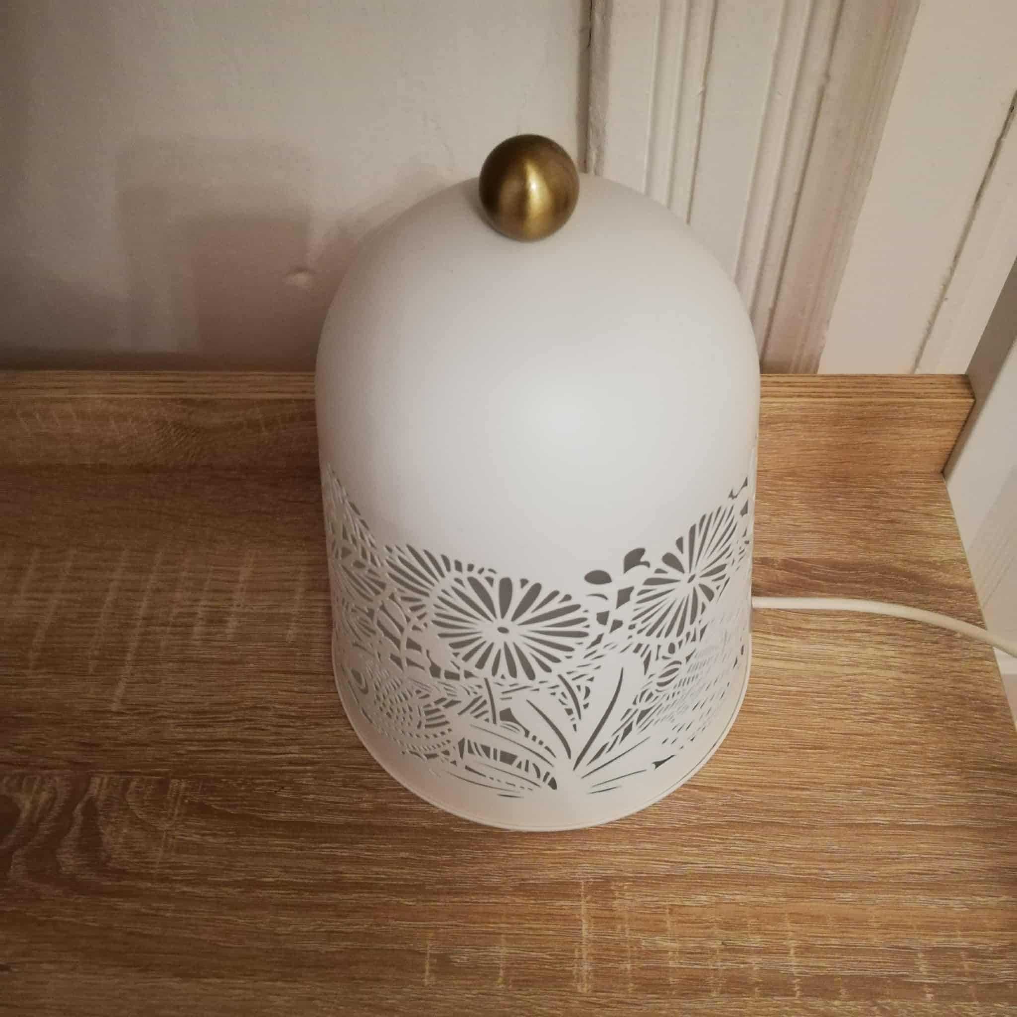 Lampka nocna stołowa IKEA Solskur LED