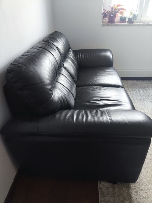 Sofa 2 lugares preto, pouco uso