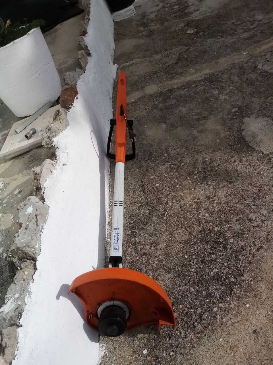 Aparador Relva Eléctrico STIHL FSE 31