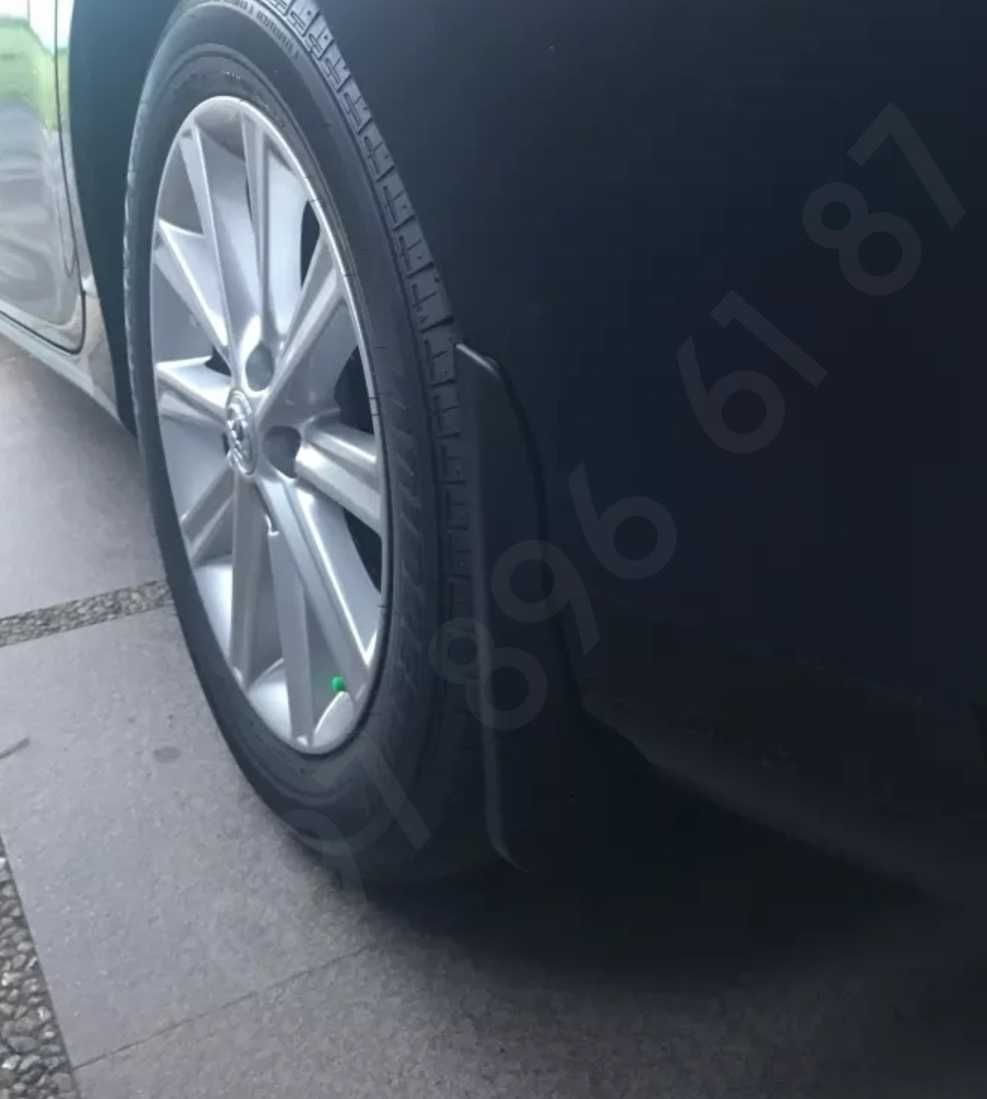 Бризговики Camry 50 Toyota 2011 - 2014 седан болотніки підкрилки