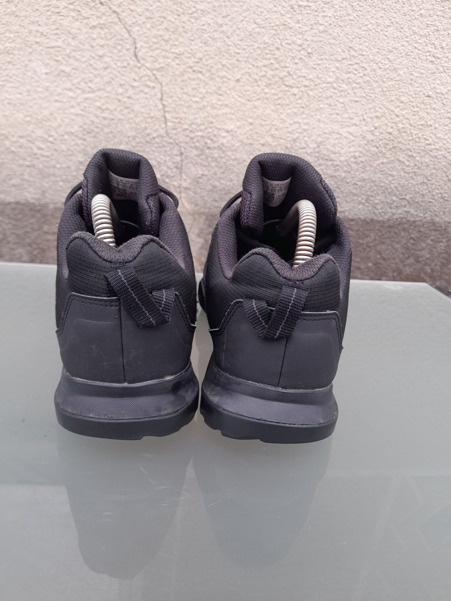 Чоловічі кросівки для бігу Adidas Terrex Ax3 розмір 43