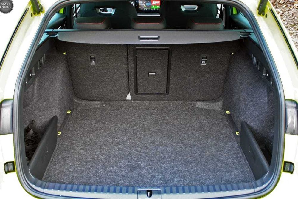 Wynajem samochodu wypożyczenie auta Skoda Octavia RS 4x4 2.0 DIESEL