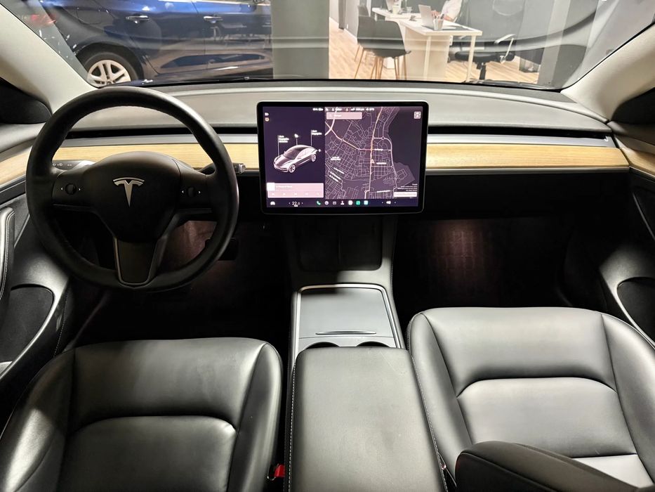 Tesla Model 3 Long Range Dual Motor AWD