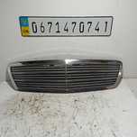 Решітка радіатора Mercedes C-Class W203 (01-07) A2038800483