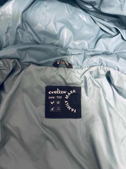 Продам куртку для дівчинки осінь-весна