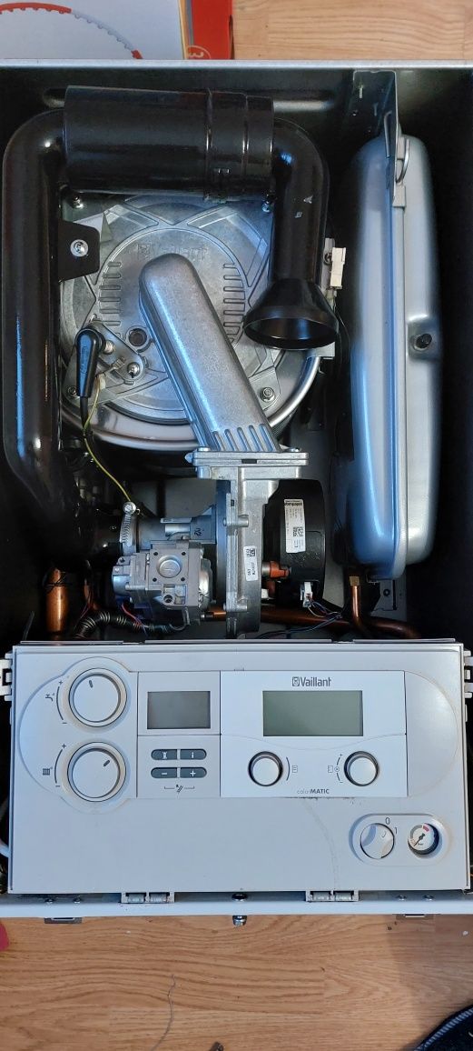 Котел Vaillant ecotec vc plus 246/3-5