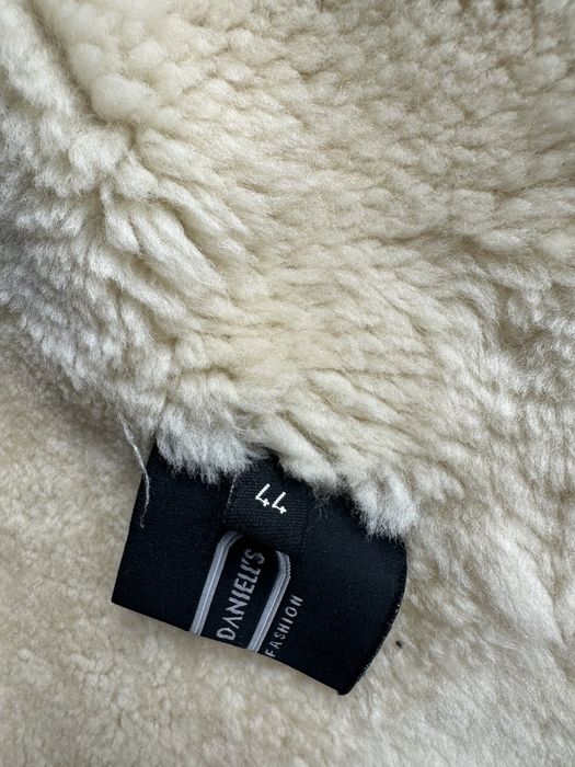 Продам кожаное пальто