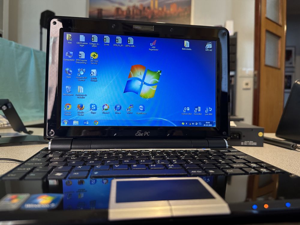 Asus Eee Pc Intel atom com ssd120GB win7