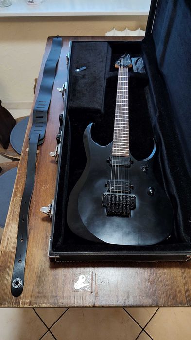 Ibanez RGD420Z - baryton z ruchomym mostem + case, pasek i straplocki