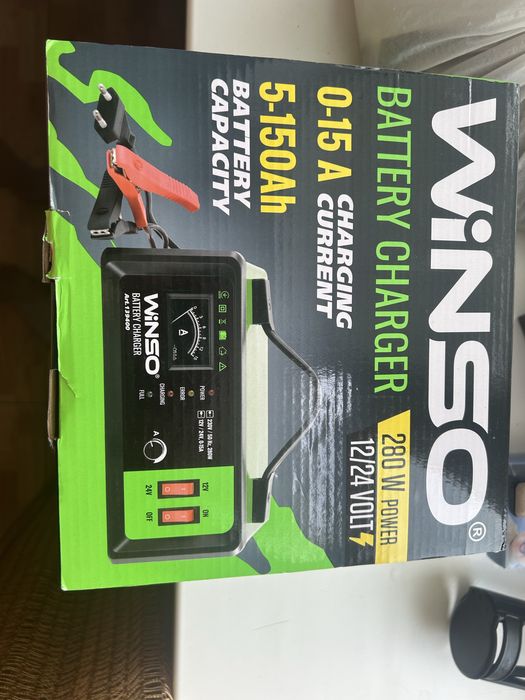 Зарядний пристрій для акумулятора Winso 12/24V, 15А