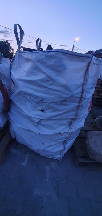 Sprzedaw drewno na opał-pocięte palety i deski