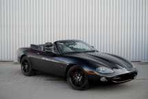 XK8 Cabrio All Black po lifcie
