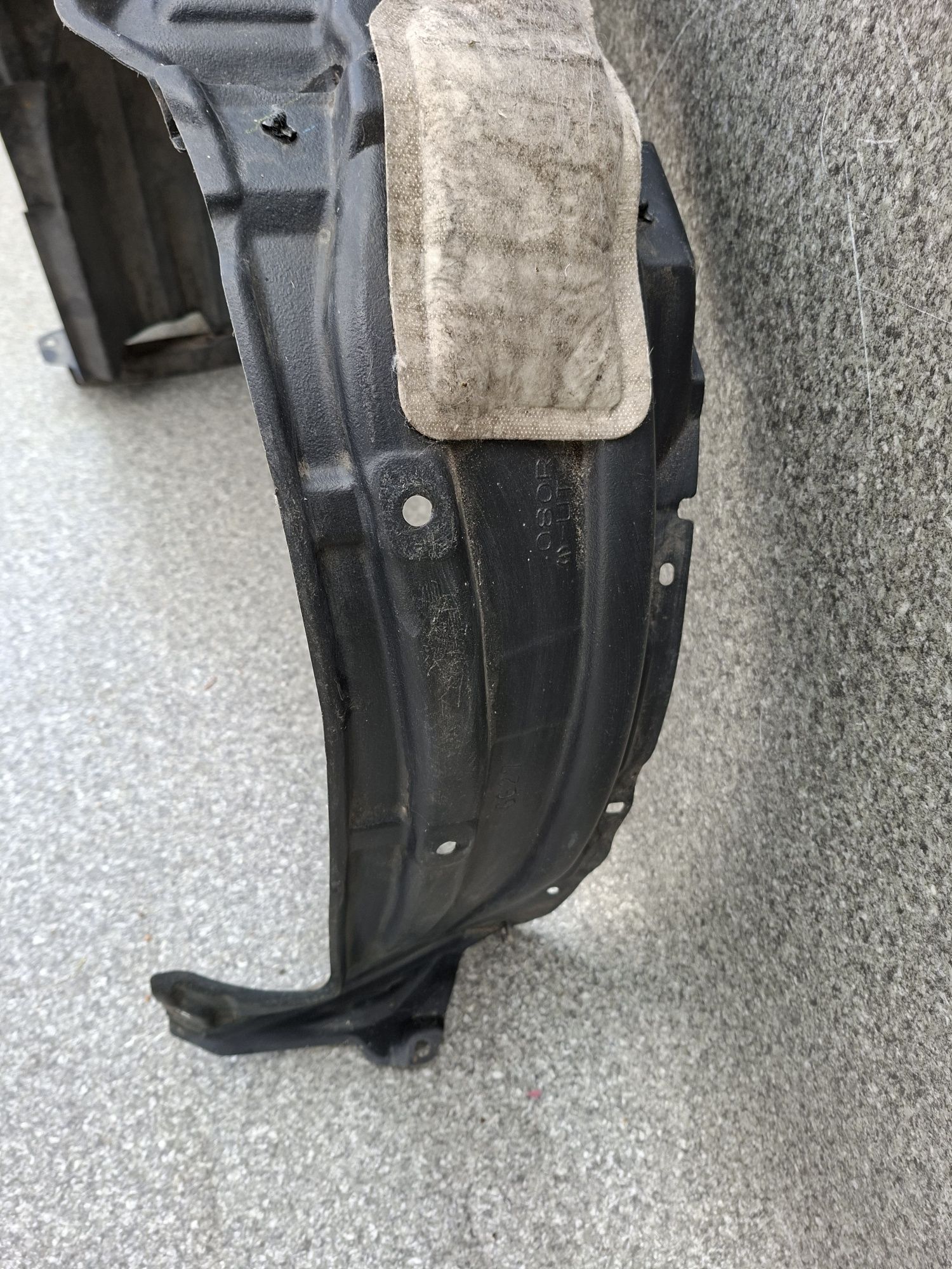 *Lexus CT200 nadkole prawe przednie. Oryginał Bardzo ładne
