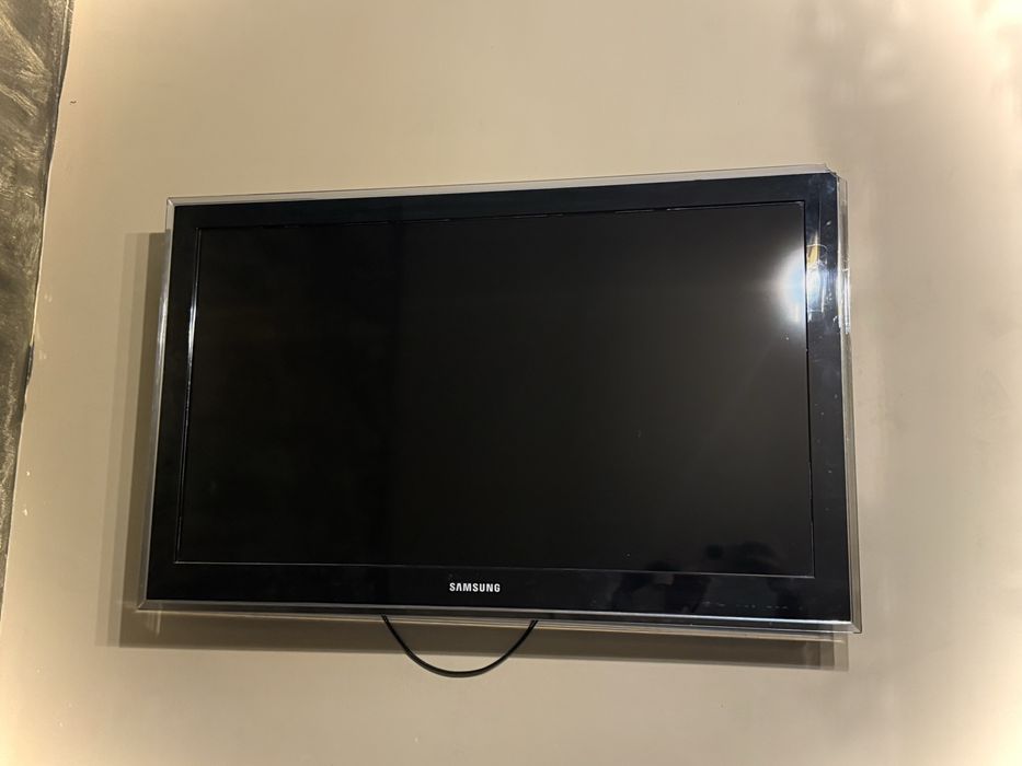 Telewizor SAMSUNG 40cali