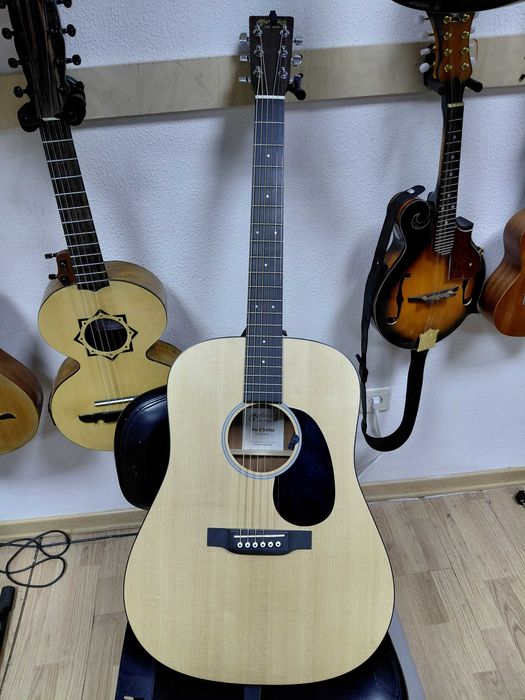 Guitarra Martin Road Séries em óptimo estado.