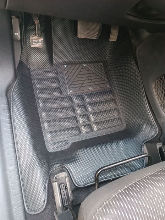 Модельные коврики в салон и багажник Dodge journey/ fiat freemont