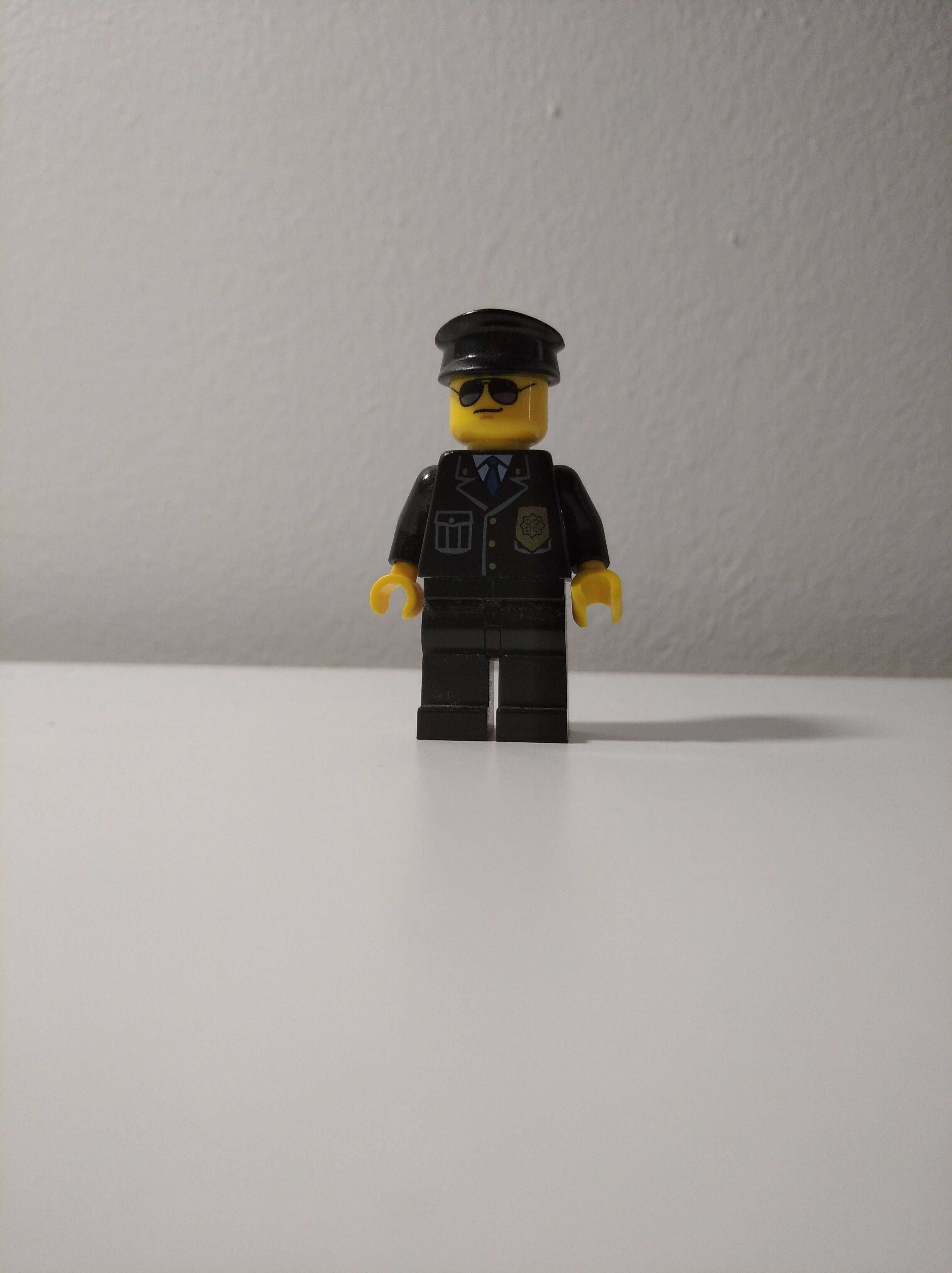 Lego City policjant