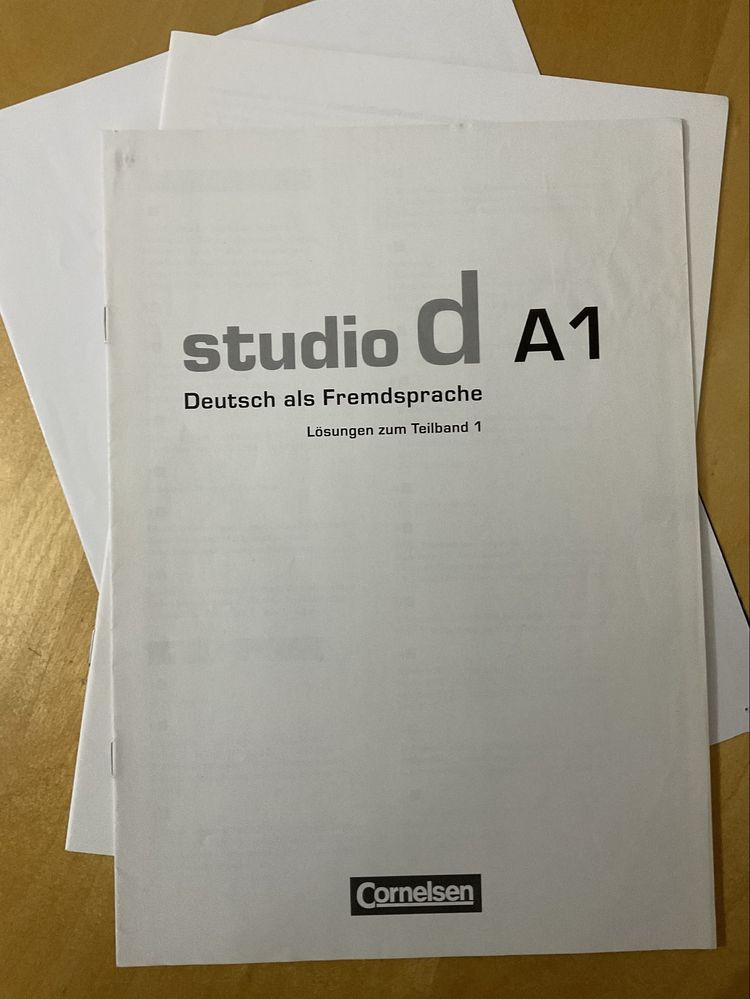 Livros/Books Studio d A1 Deutsch als Fremdsprache Kurs- und Ubungsbuch