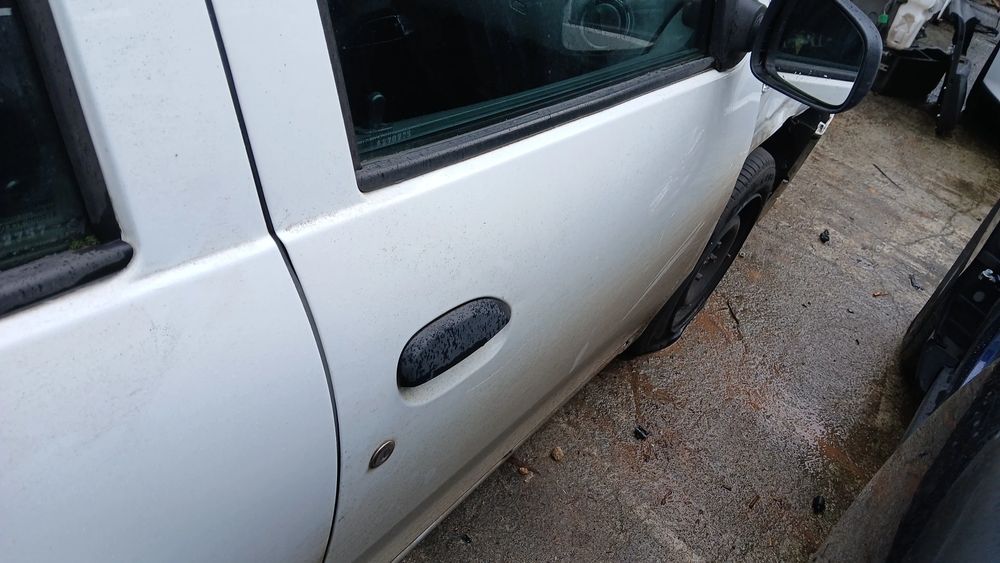 Porta frente direita DACIA Sandero II (5S_)