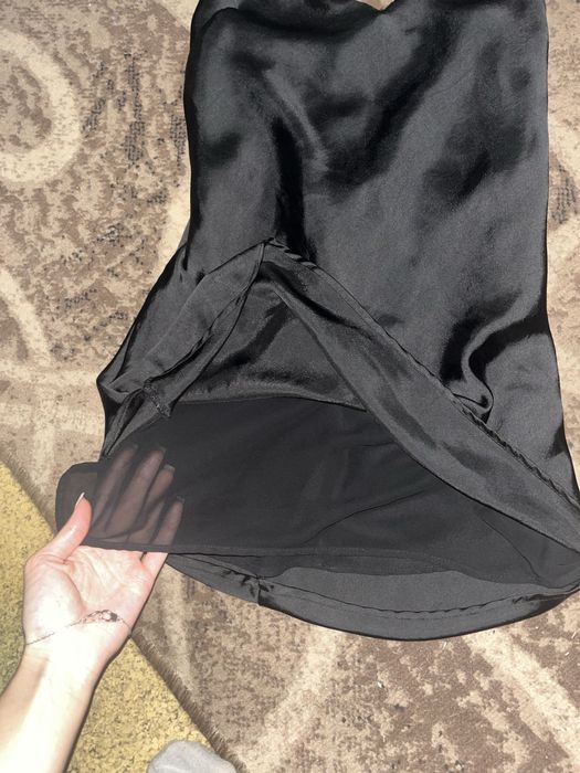 Сукня атласна жіноча