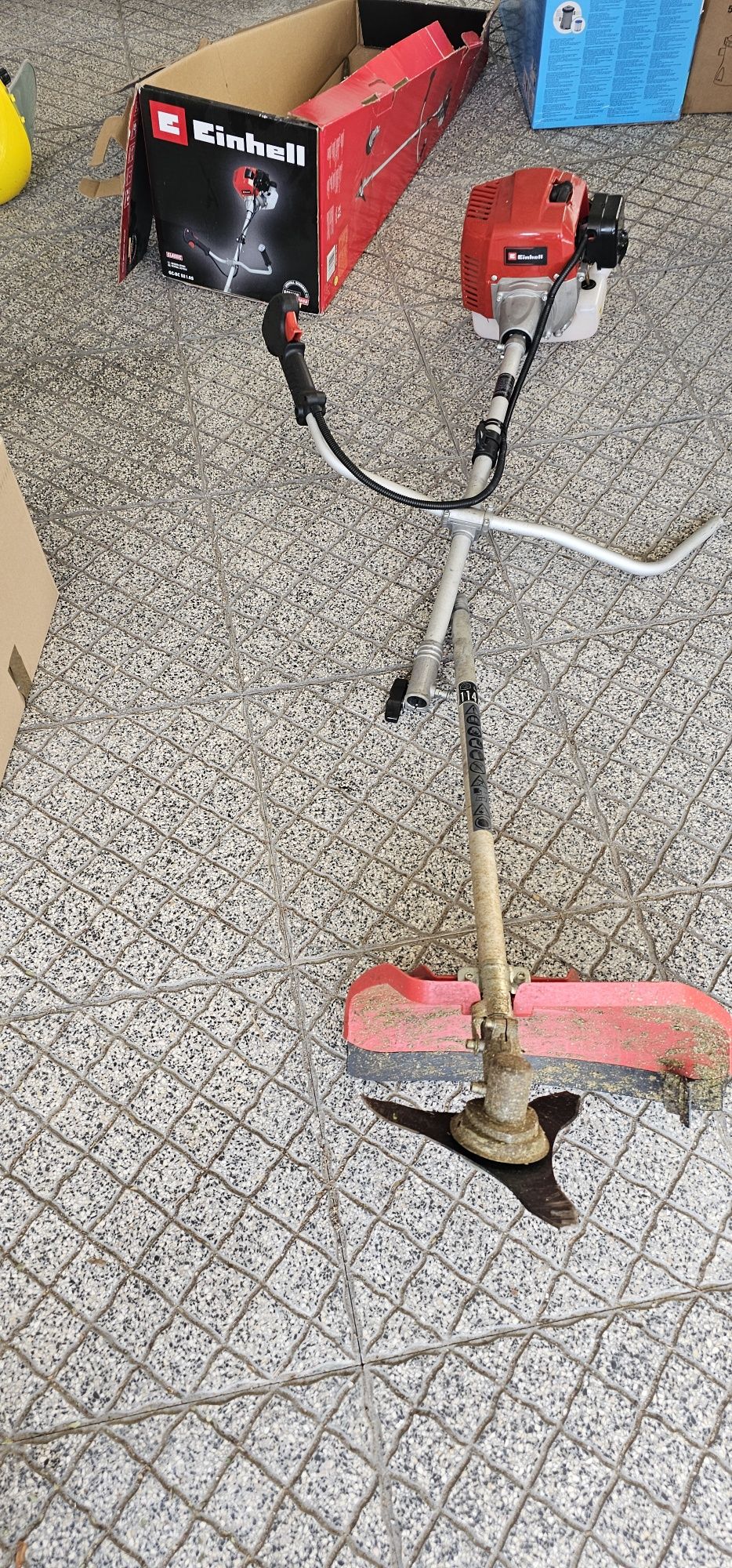 Maquina roçadora