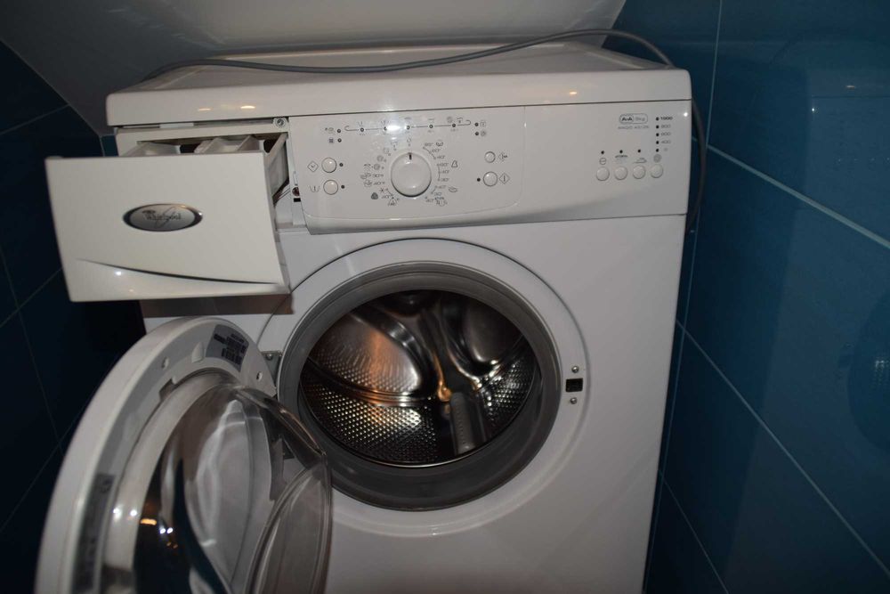 Sprzedam pralkę Whirlpool