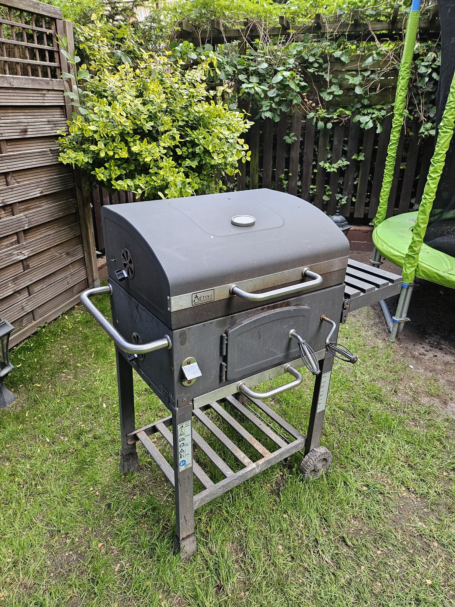 Grill weglowy Activa 11245a