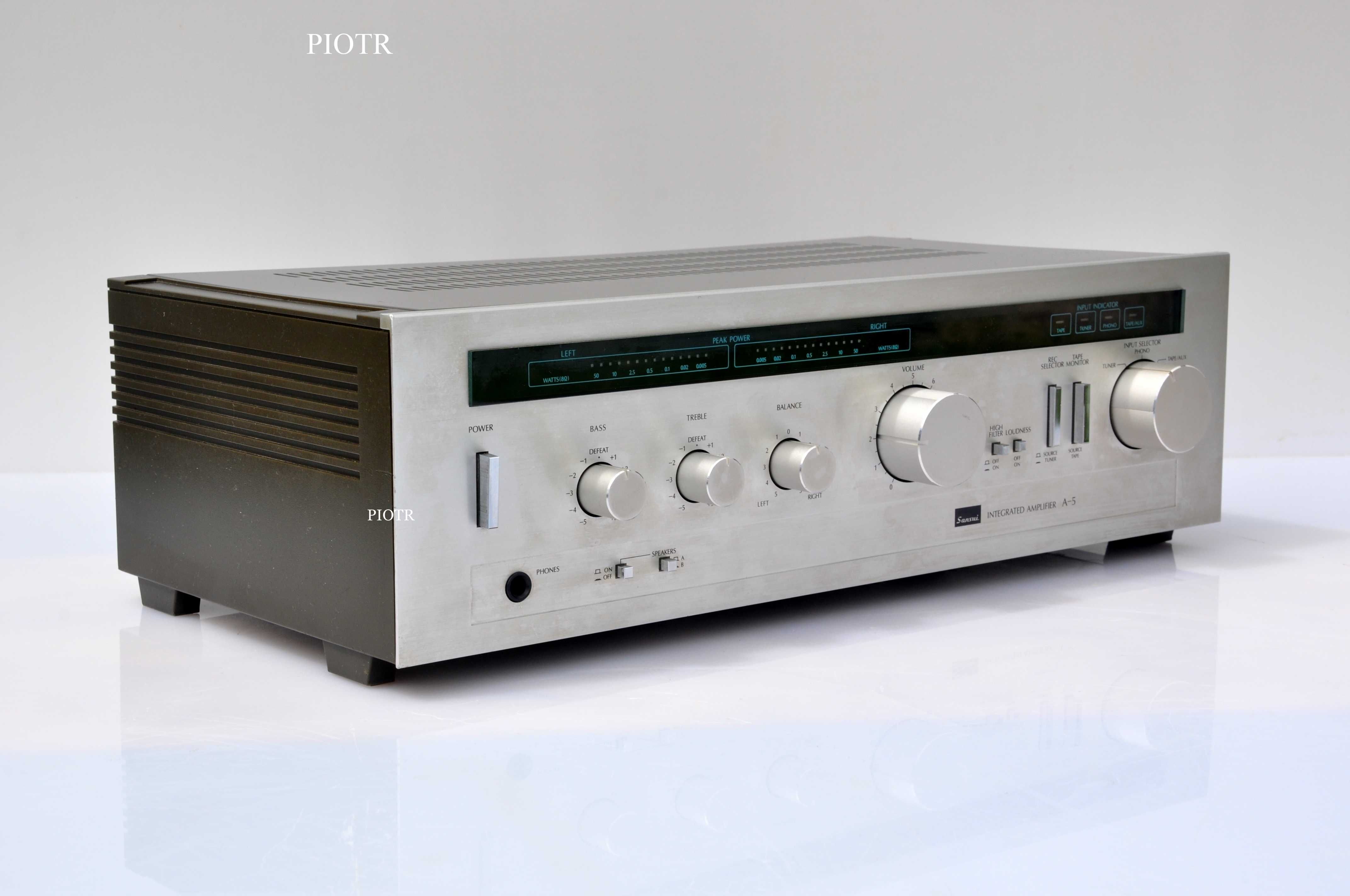 Wzmacniacz SANSUI A-5 z mojej kolekcji.