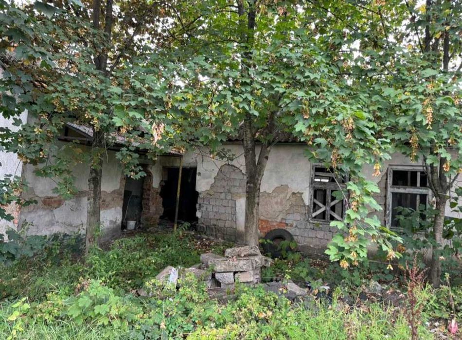 Нежитлові будівлі - м. Іршава, Закарпатська обл.