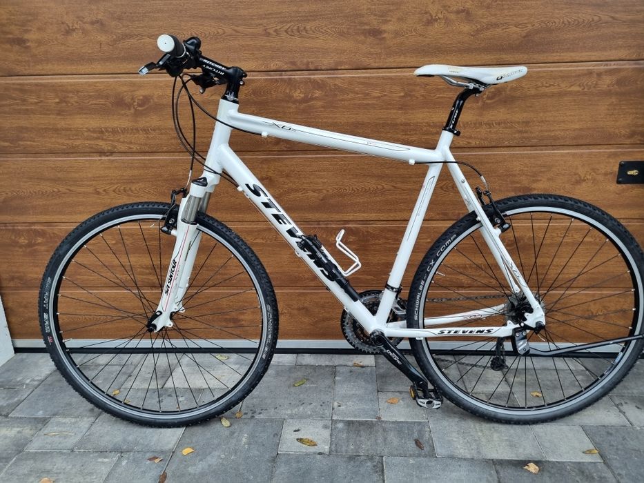 Rower trekkingowy crossowy Stevens X6 sx Shimano Deore aluminiowy