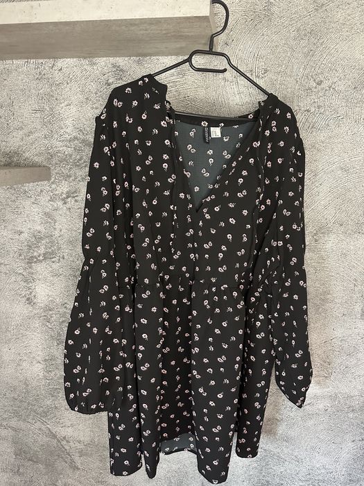 Sukienka damska czarna kwiaty H&M plus size rozmiar 4XL 48
