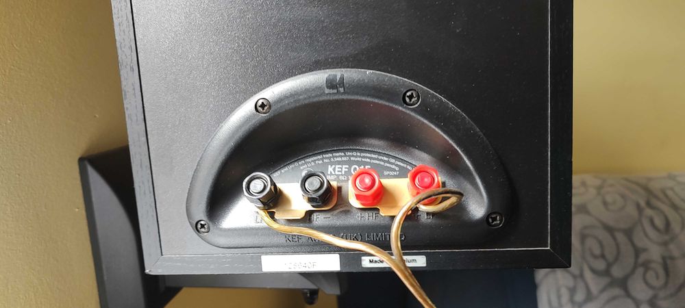 Kolumny monitory KEF Q15