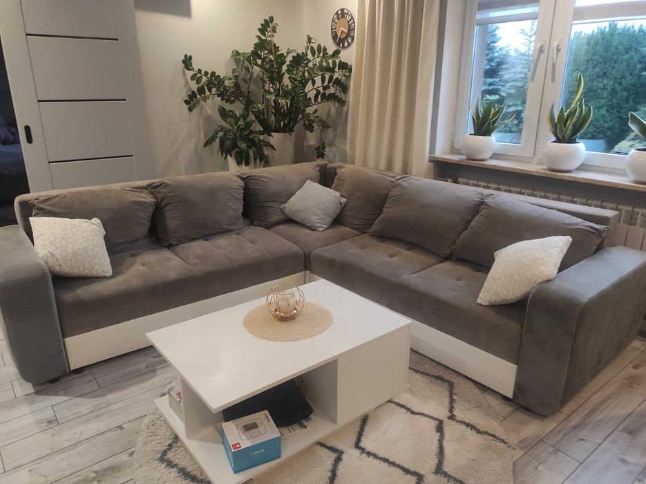 Kanapa narożna rozkładana