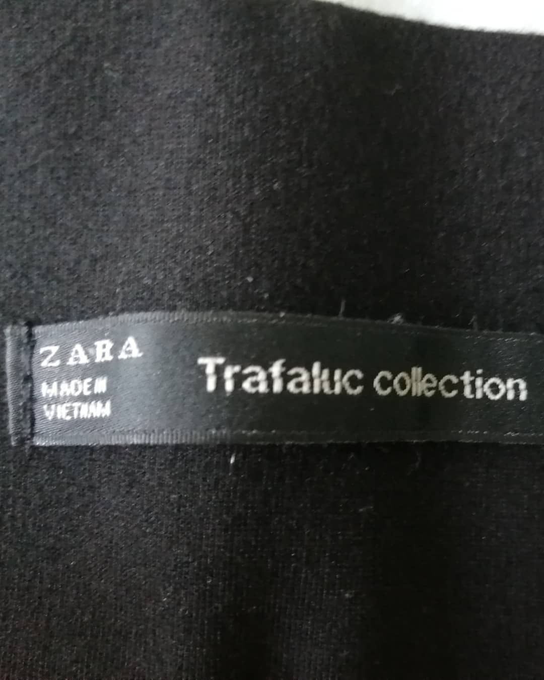 Vendo calças Zara