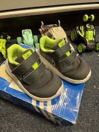 Nike 21 runner adidas convers crocs
