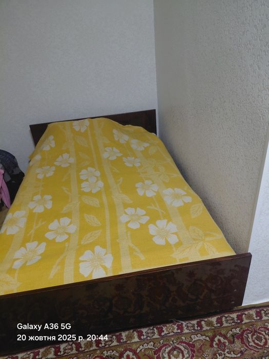 Кровать домашня..