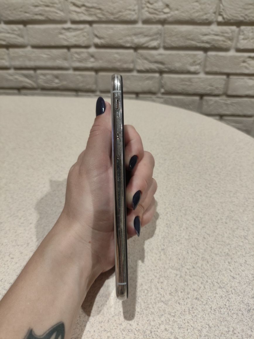 iPhone X/айфон 10  64гб